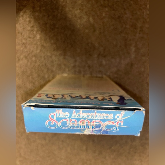 ~6/$10 MOVIES VHS/DVDS~ The Adventures Of Scamper The Penguin VHS Movie 1992 - Picture 4 of 7